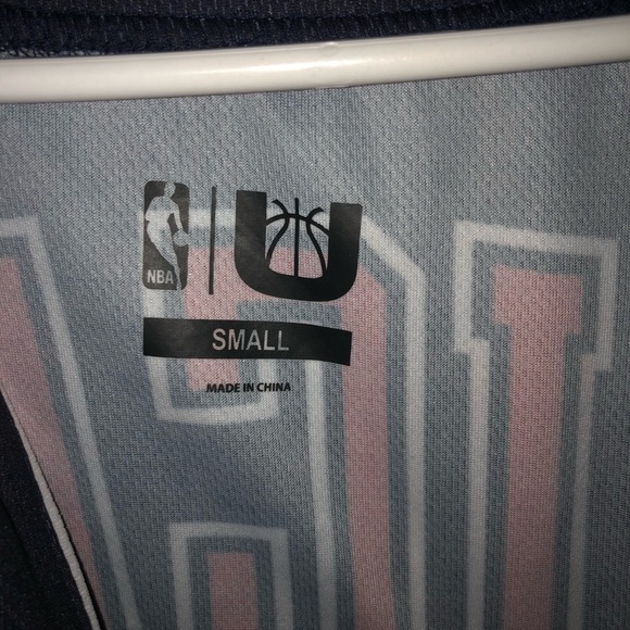 Chicago Bulls T-shirt - Picture 2 of 3